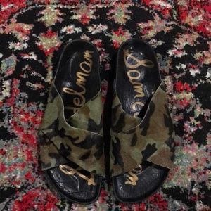 🔴🔴🔴Sam Edelman Cowhide Camo Slide